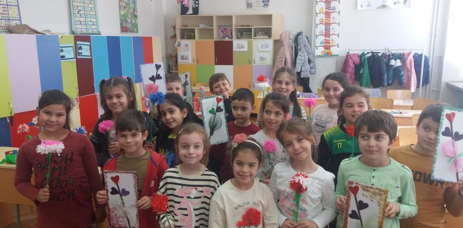 Вълшебният празник на мама в първи клас