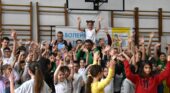 Славейковци се включиха в проекта “С волейбол на училище”