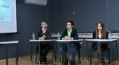 Младежки дебати: Славейковци премериха сили в аргументация и критично мислене