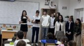 С почит към будителите и благодарност към първите учители